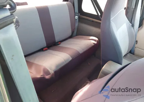 2000 Jeep Wrangler Sport from USA, damaged, VIN 1J4FA49S4YP752056